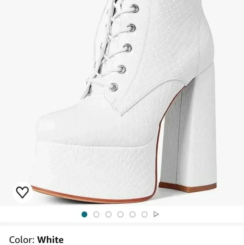 Accloris platform boots size 8 new with box